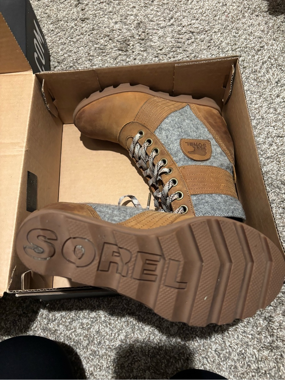 Sorel Tan Leather and Gray Wool Lace-Up Women's Boot